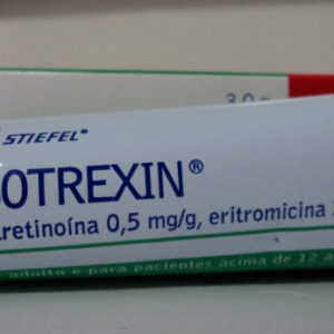 Isotretinoin gel (Isotrex)